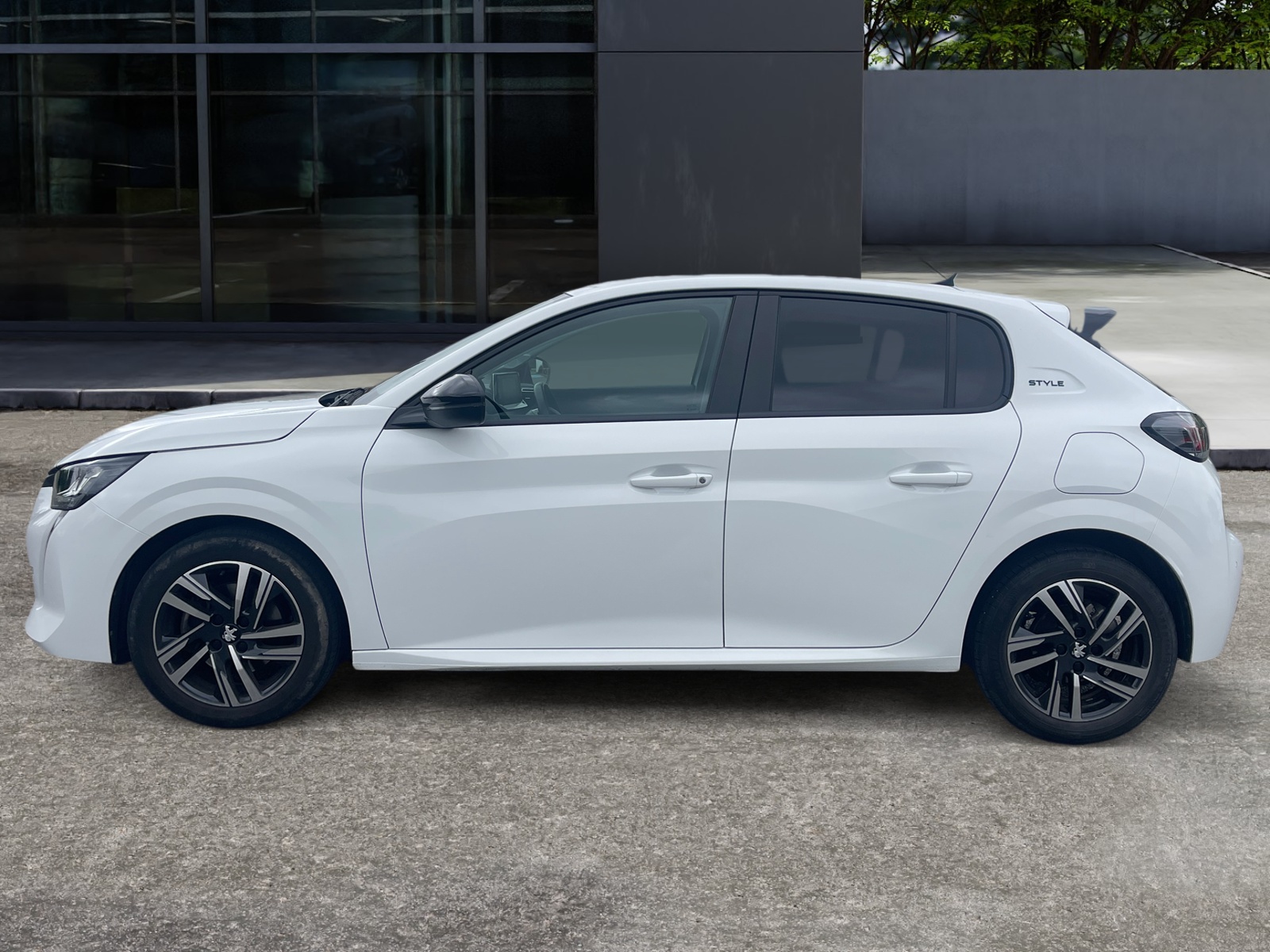 Peugeot 208 1