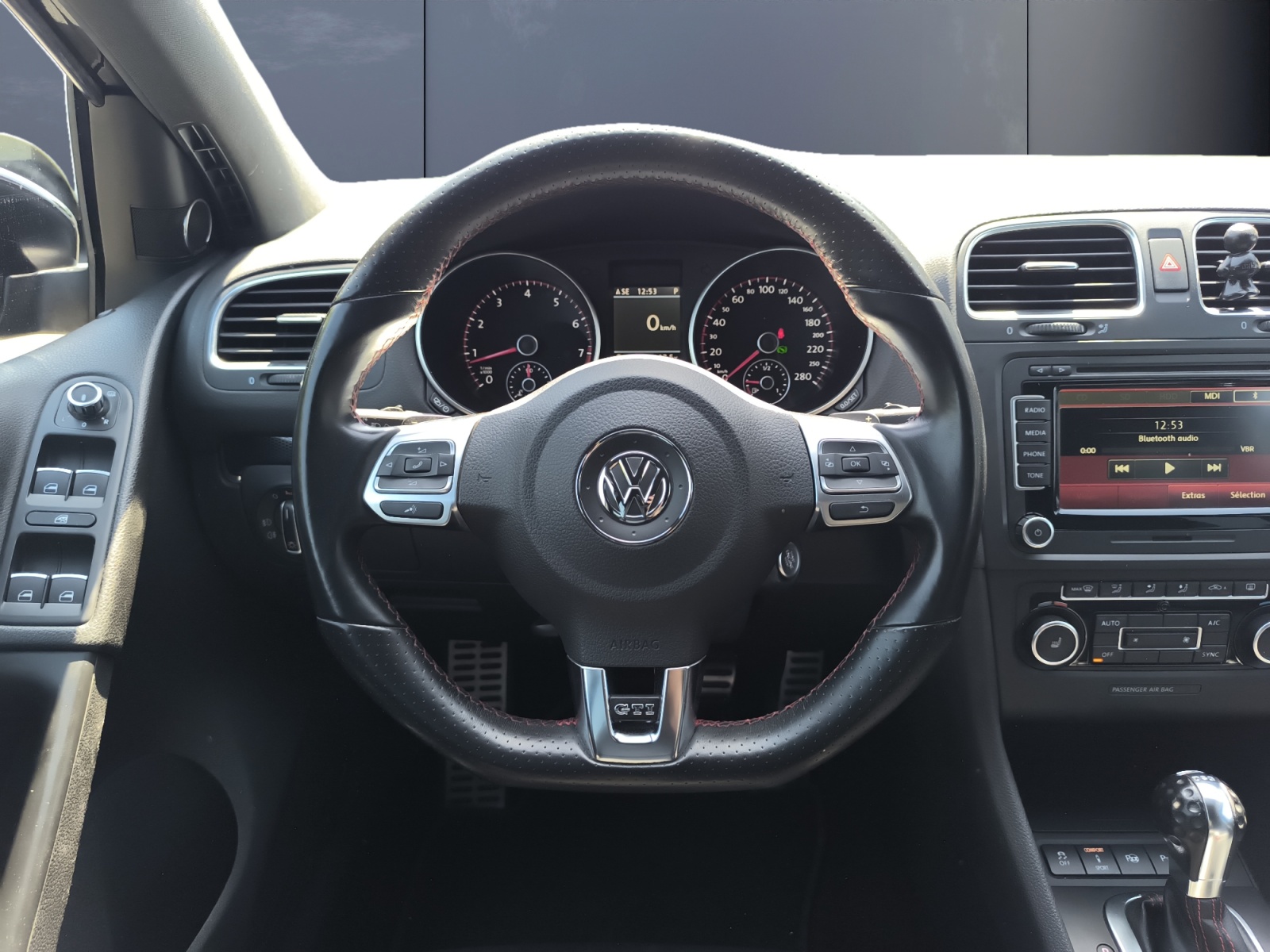 Volkswagen Golf 15