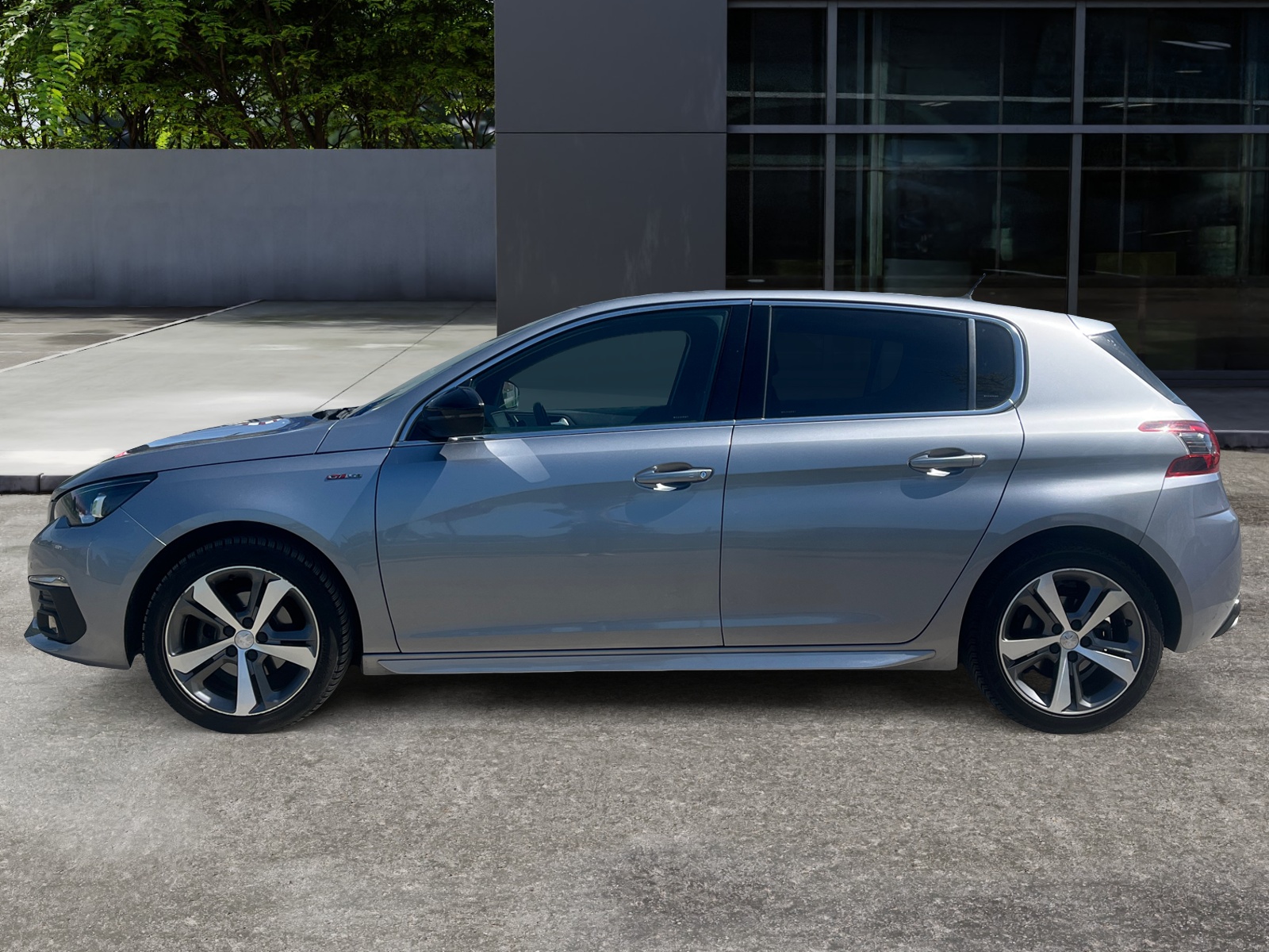 Peugeot 308 1