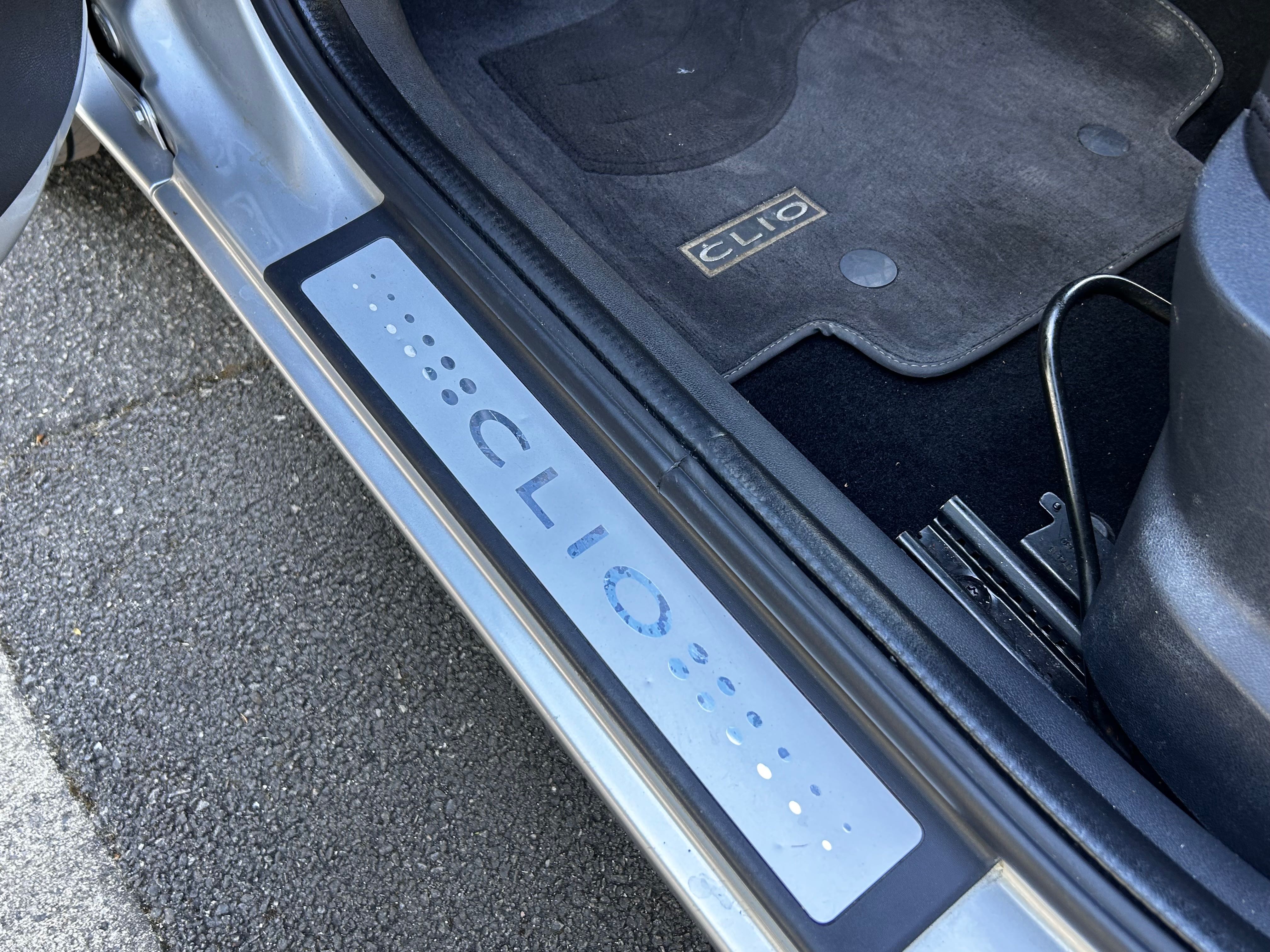 Renault Clio 32