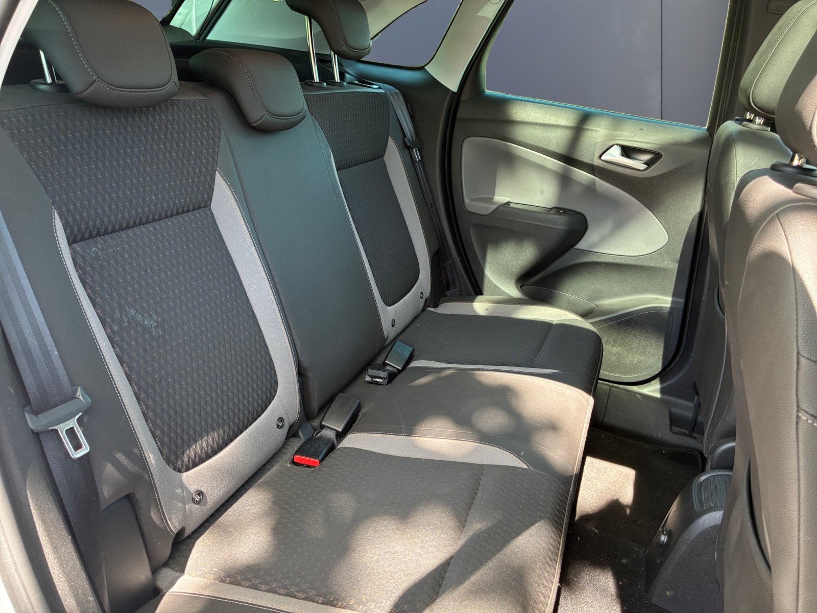 Opel Crossland X 11