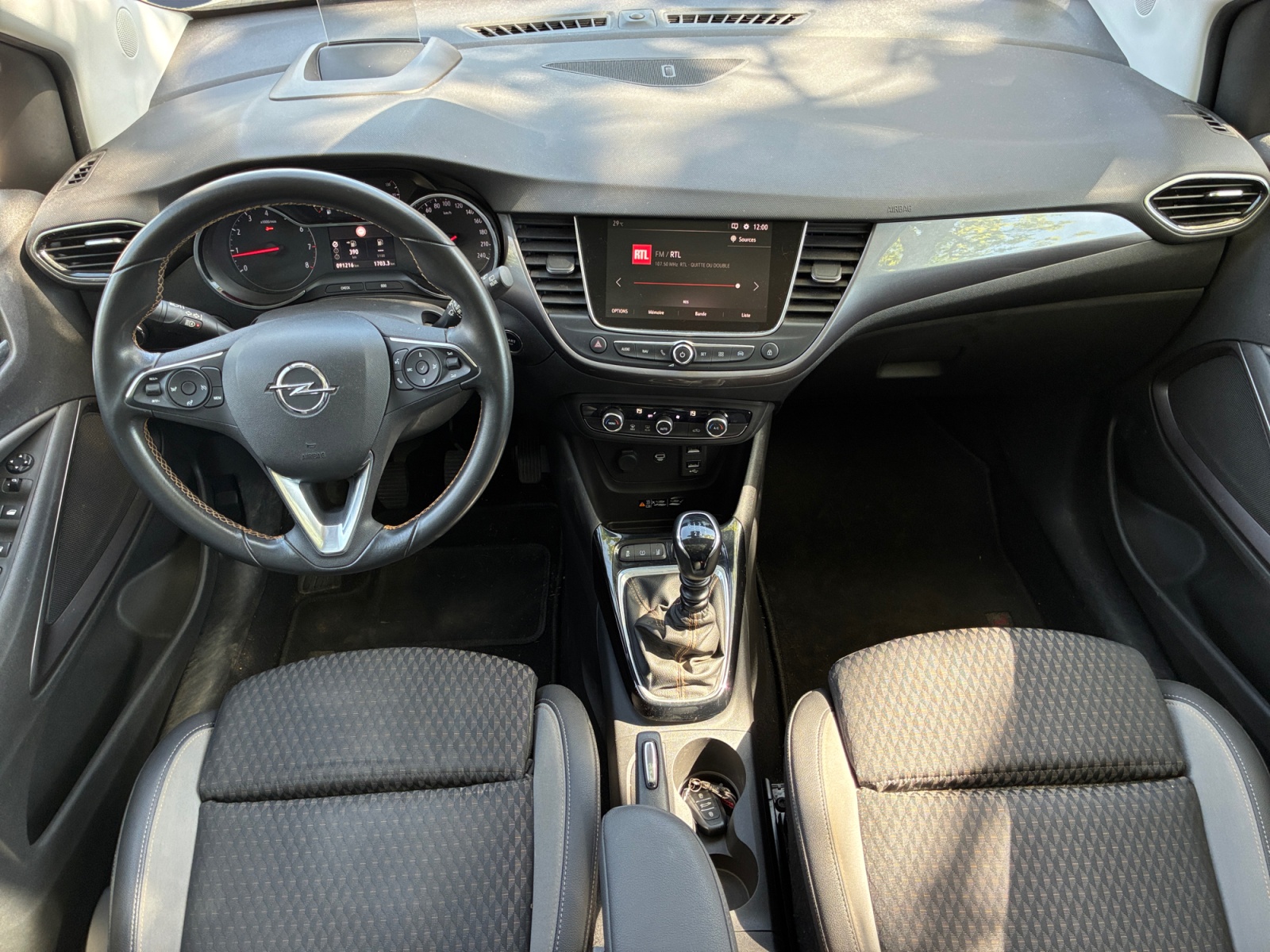 Opel Crossland X 14