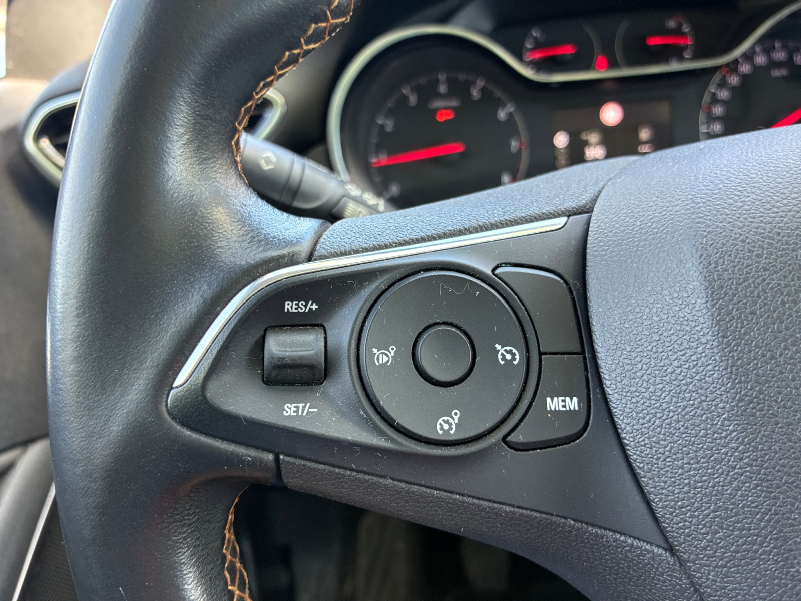 Opel Crossland X 27