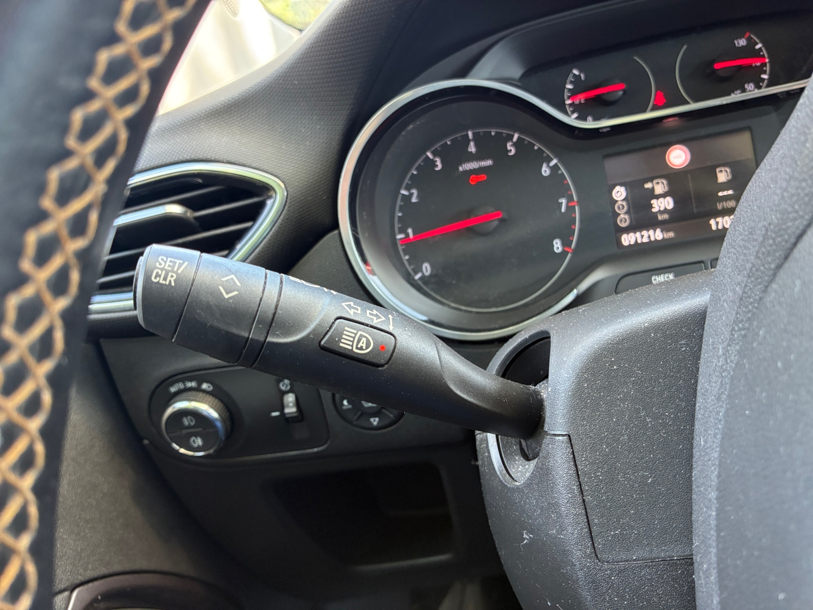 Opel Crossland X 29