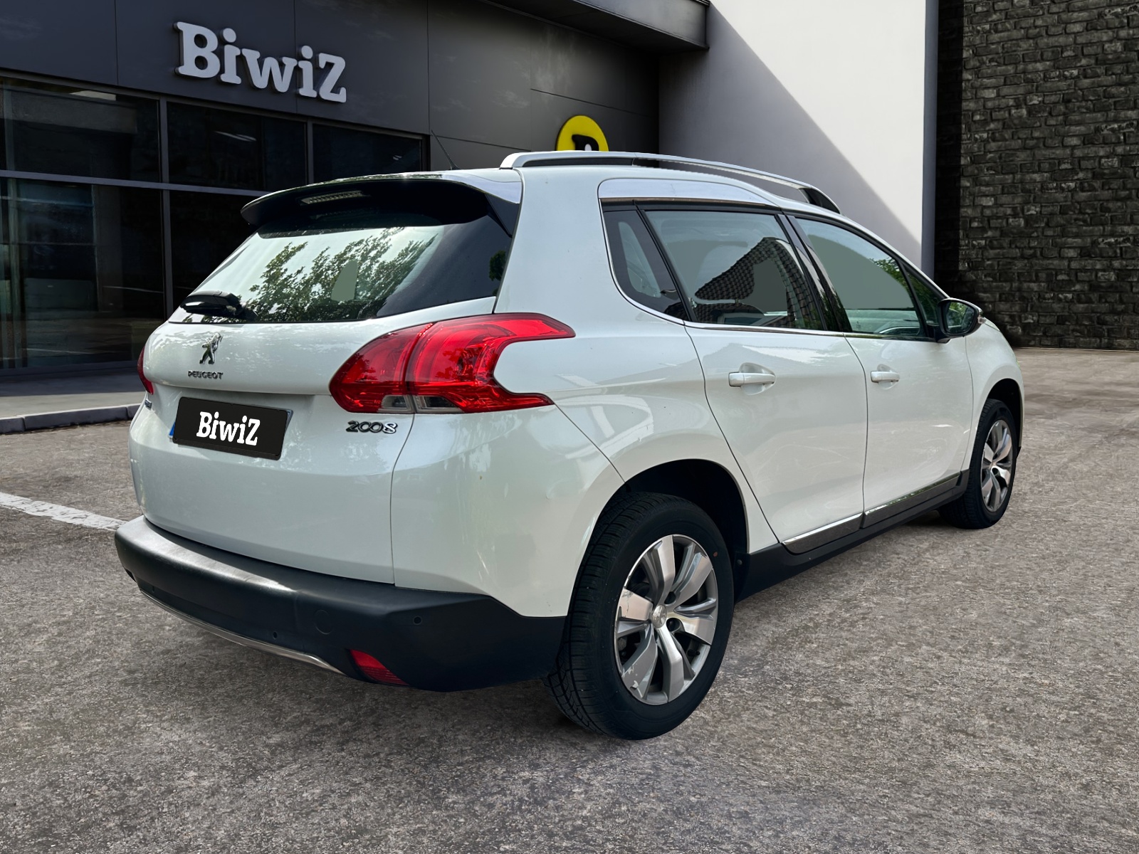 Peugeot 2008 4