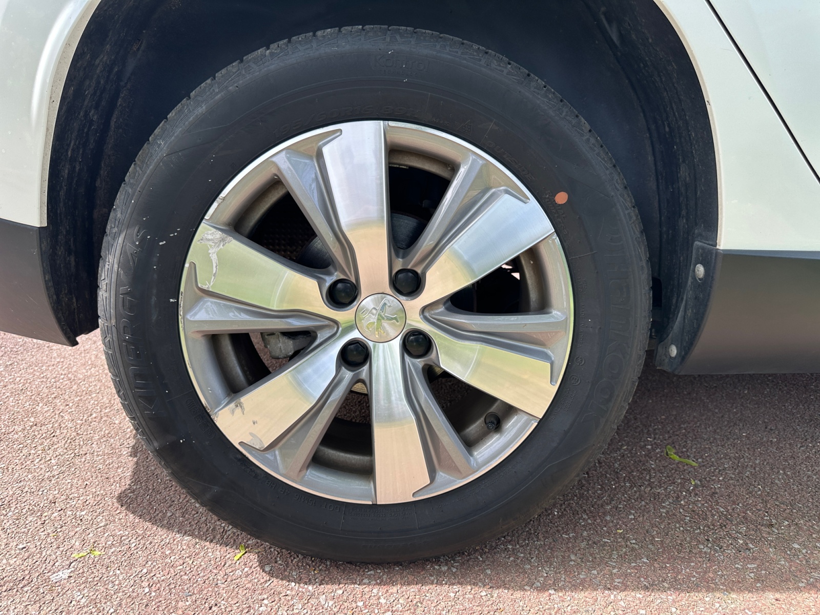 Peugeot 2008 29