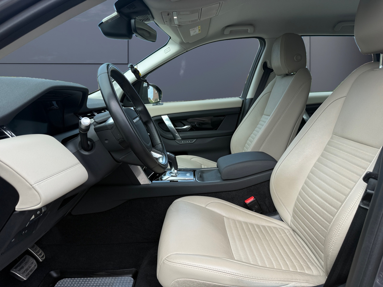 Land Rover Discovery Sport 9