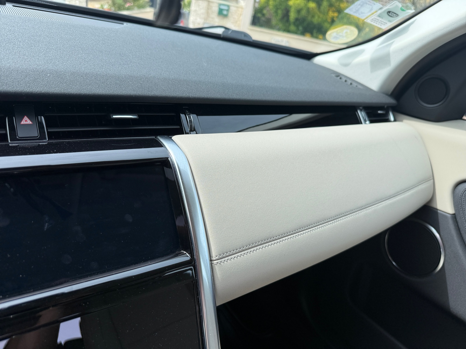 Land Rover Discovery Sport 34