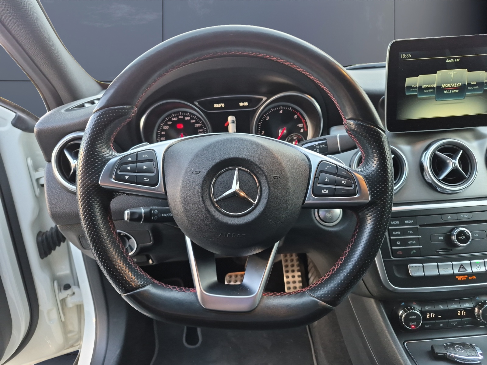 Mercedes-Benz Gla 15