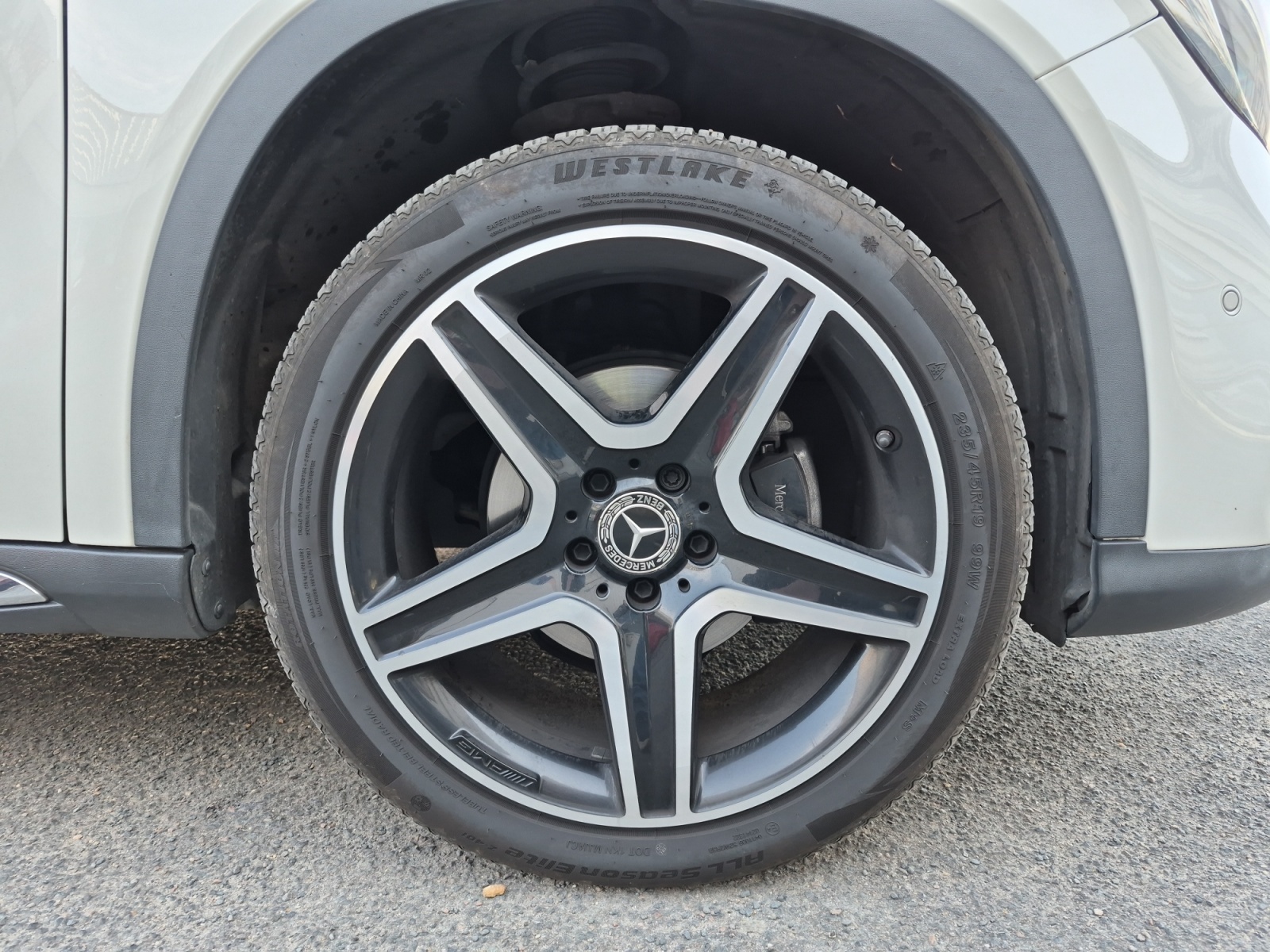 Mercedes-Benz Gla 32