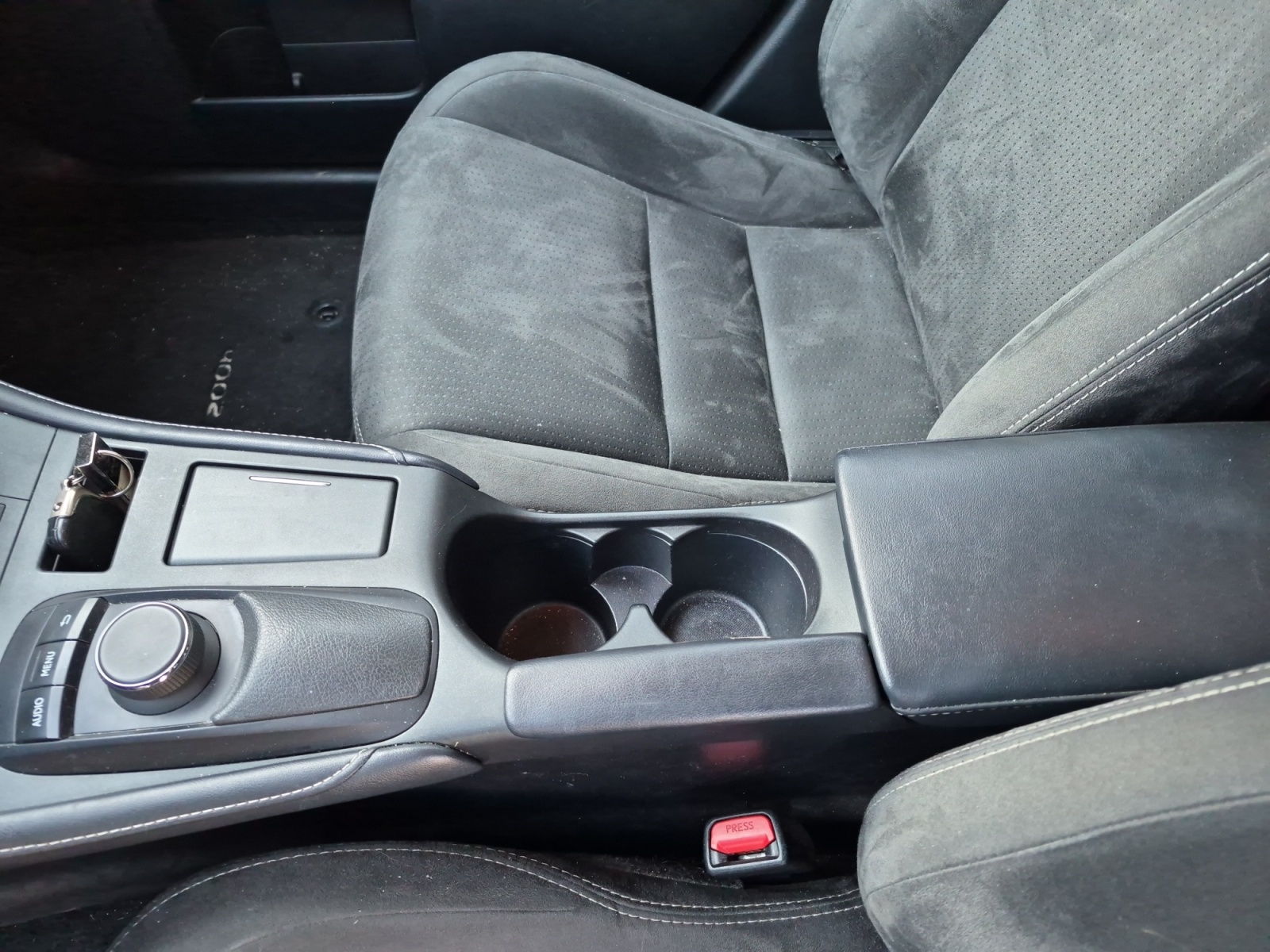 Lexus Ct 27