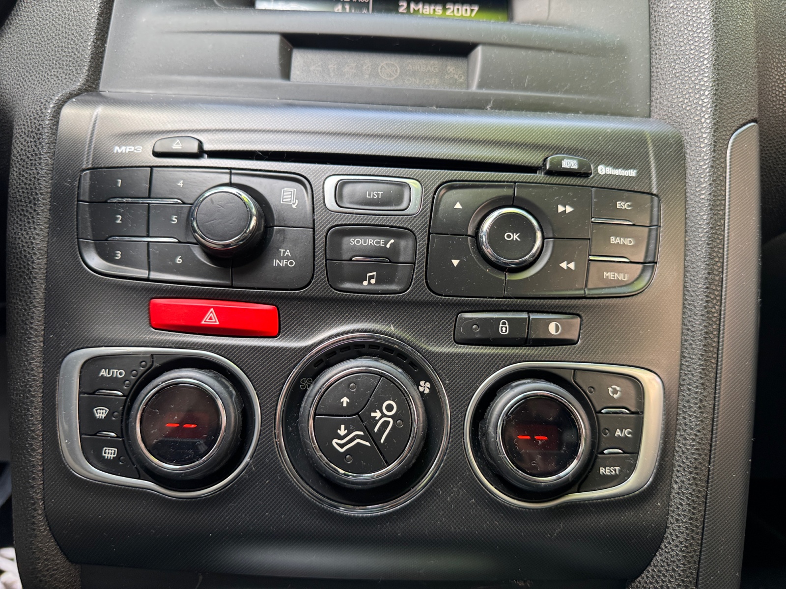 Ds Automobiles Ds 4 18