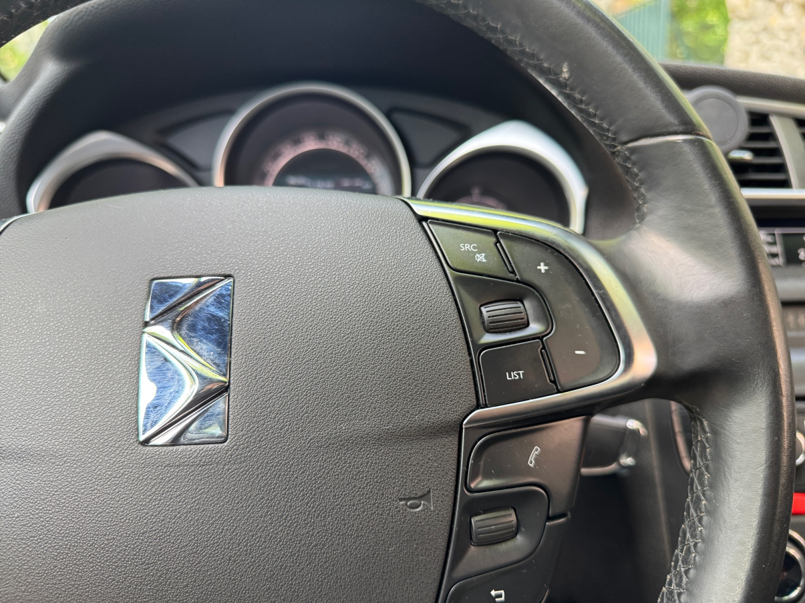 Ds Automobiles Ds 4 19