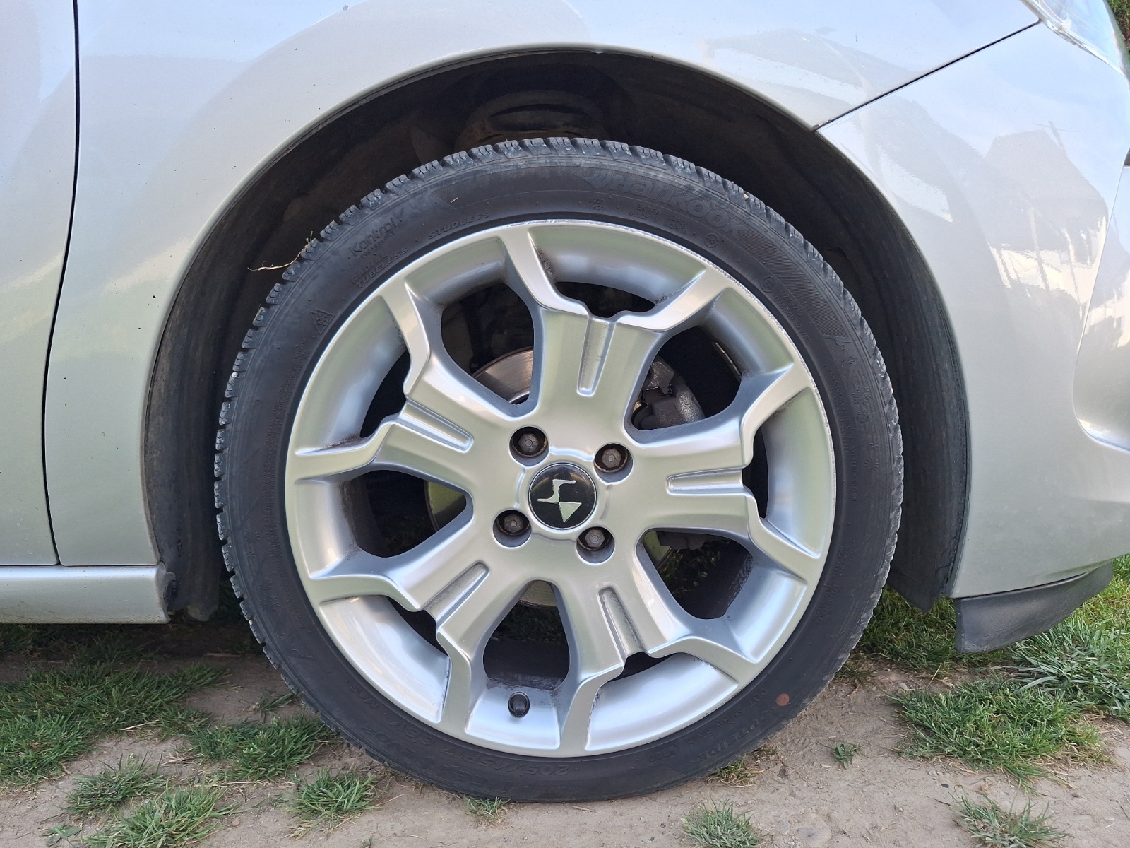 Ds Automobiles Ds 3 24