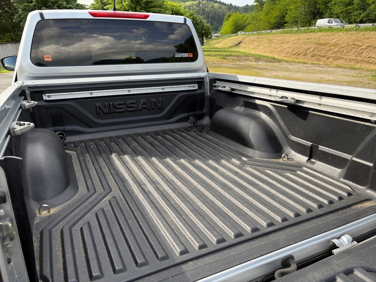 Nissan Np300 Navara 29