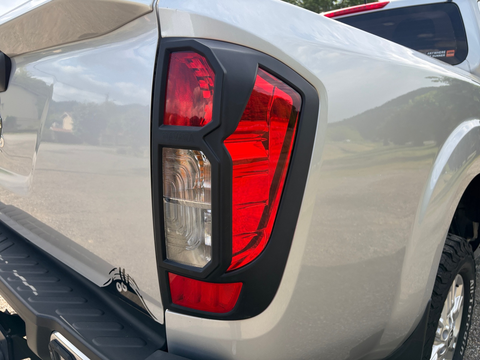 Nissan Np300 Navara 34