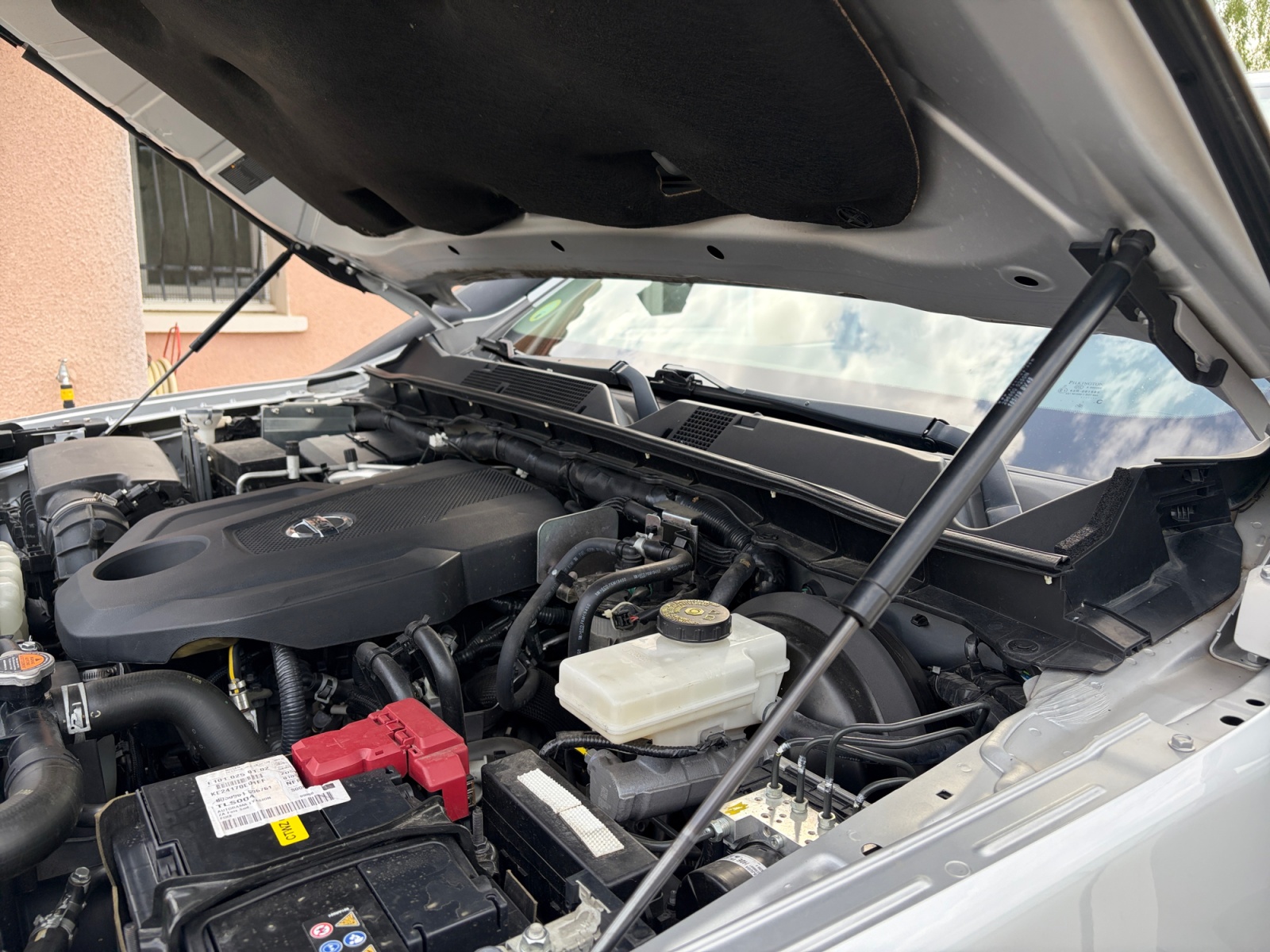 Nissan Np300 Navara 36