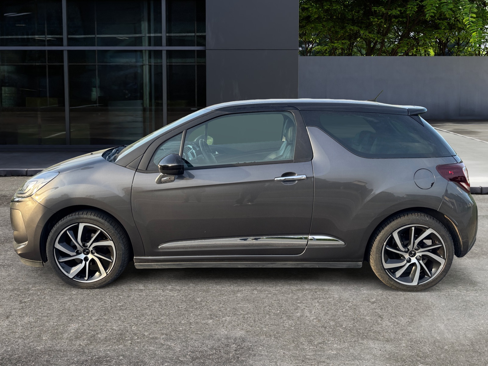 Ds Automobiles Ds3 1