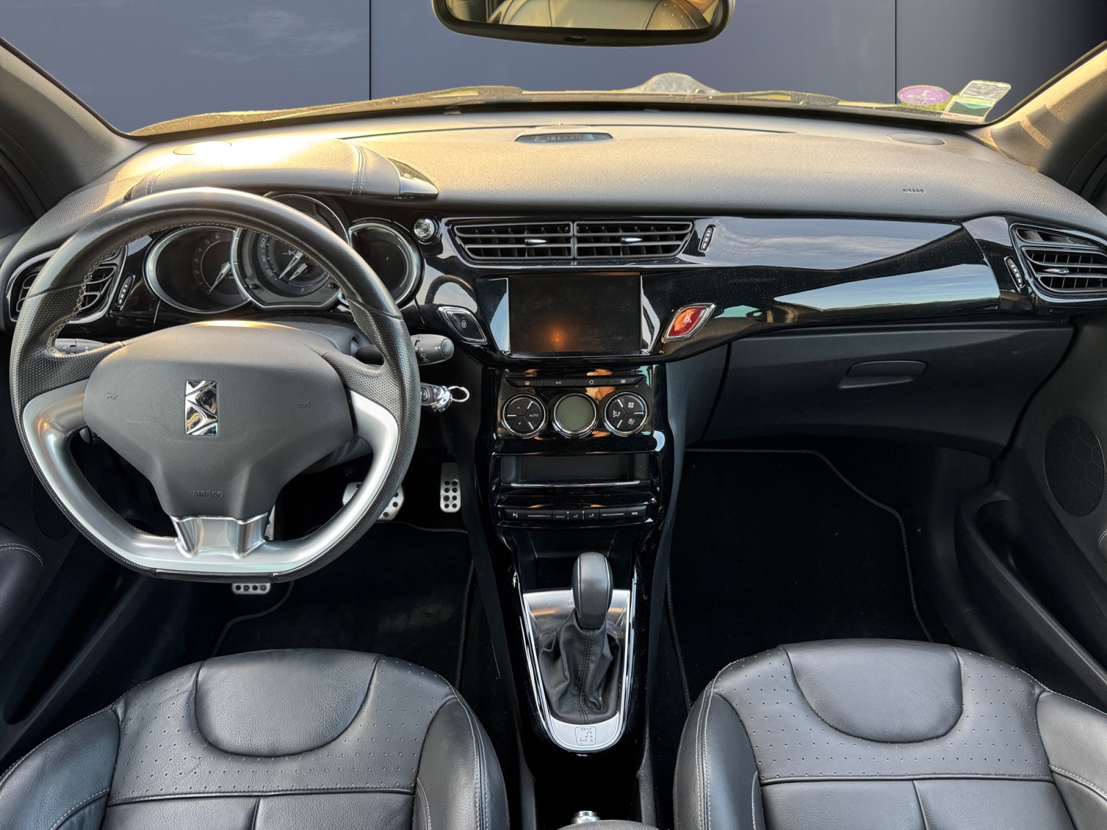 Ds Automobiles Ds3 14