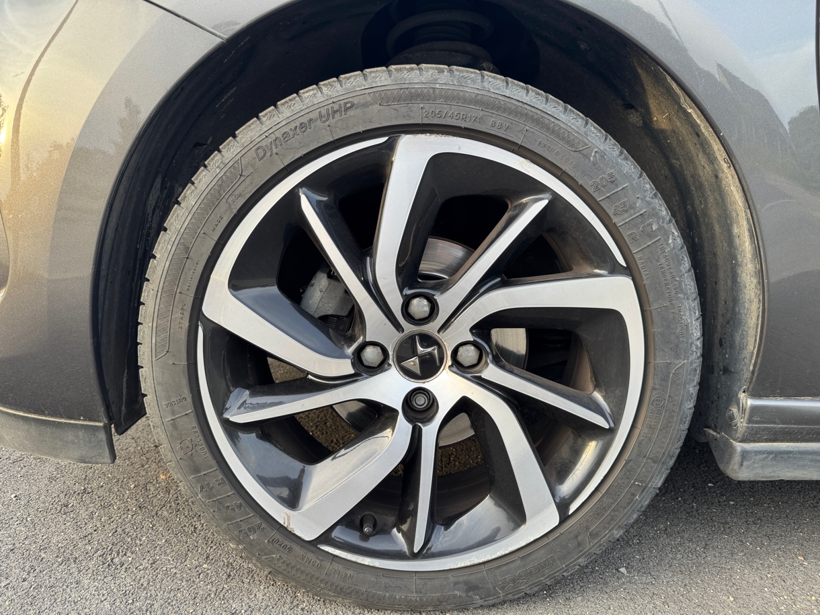 Ds Automobiles Ds3 27