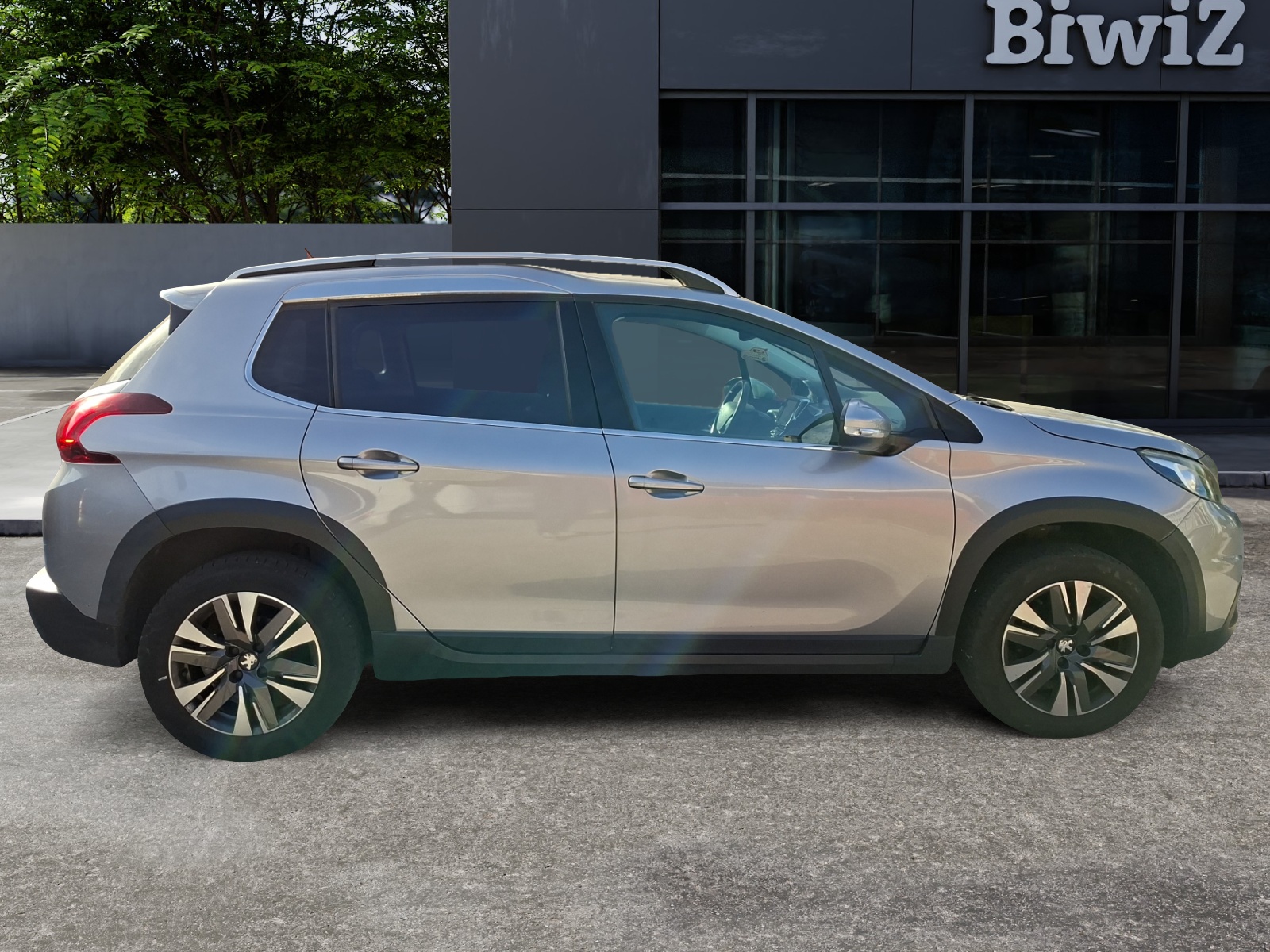 Peugeot 2008 5