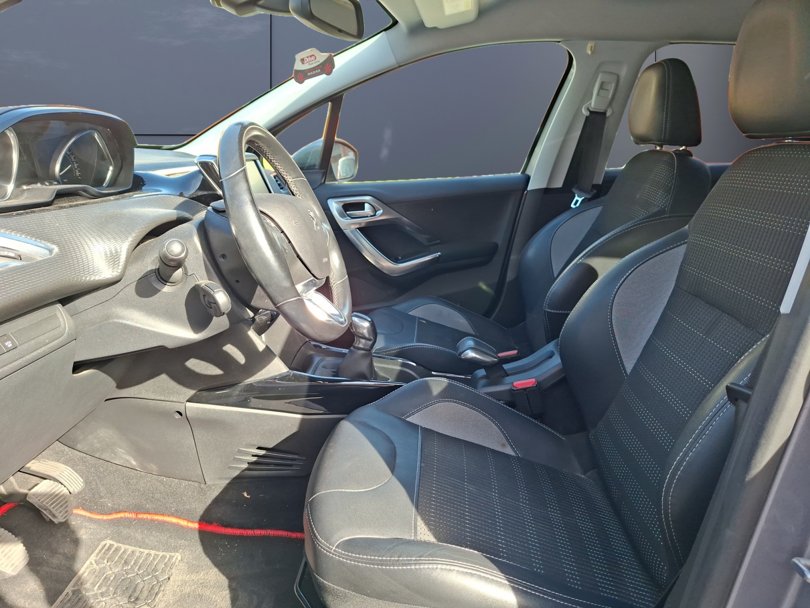 Peugeot 2008 9