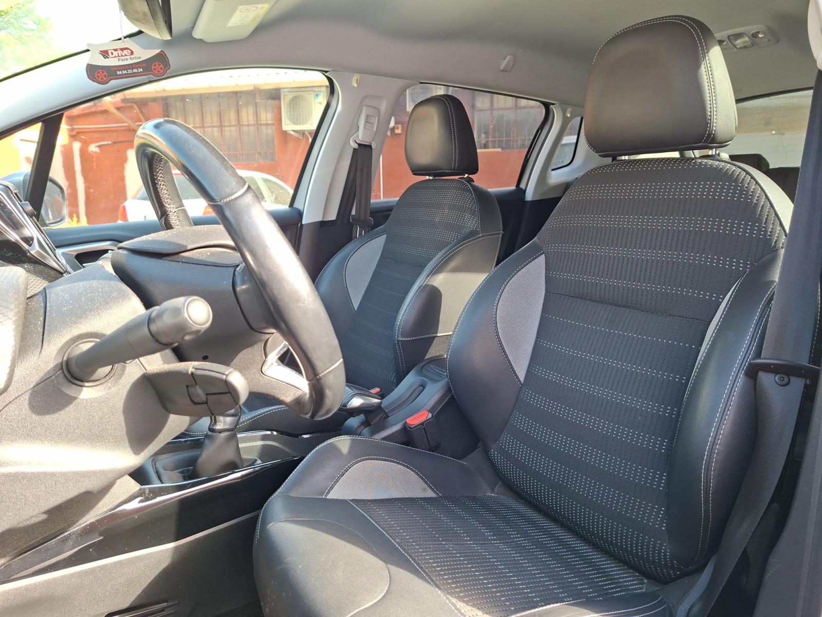 Peugeot 2008 26