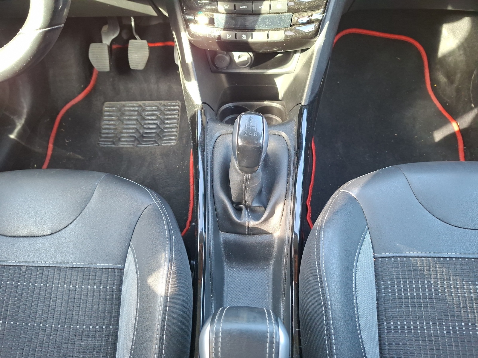 Peugeot 2008 22