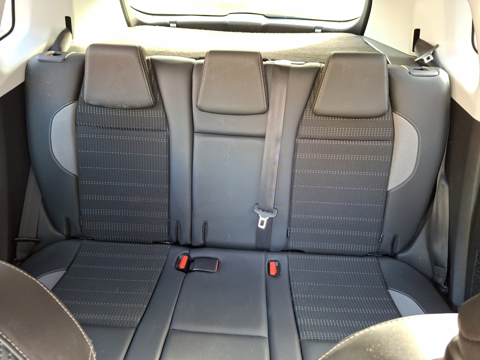 Peugeot 2008 31