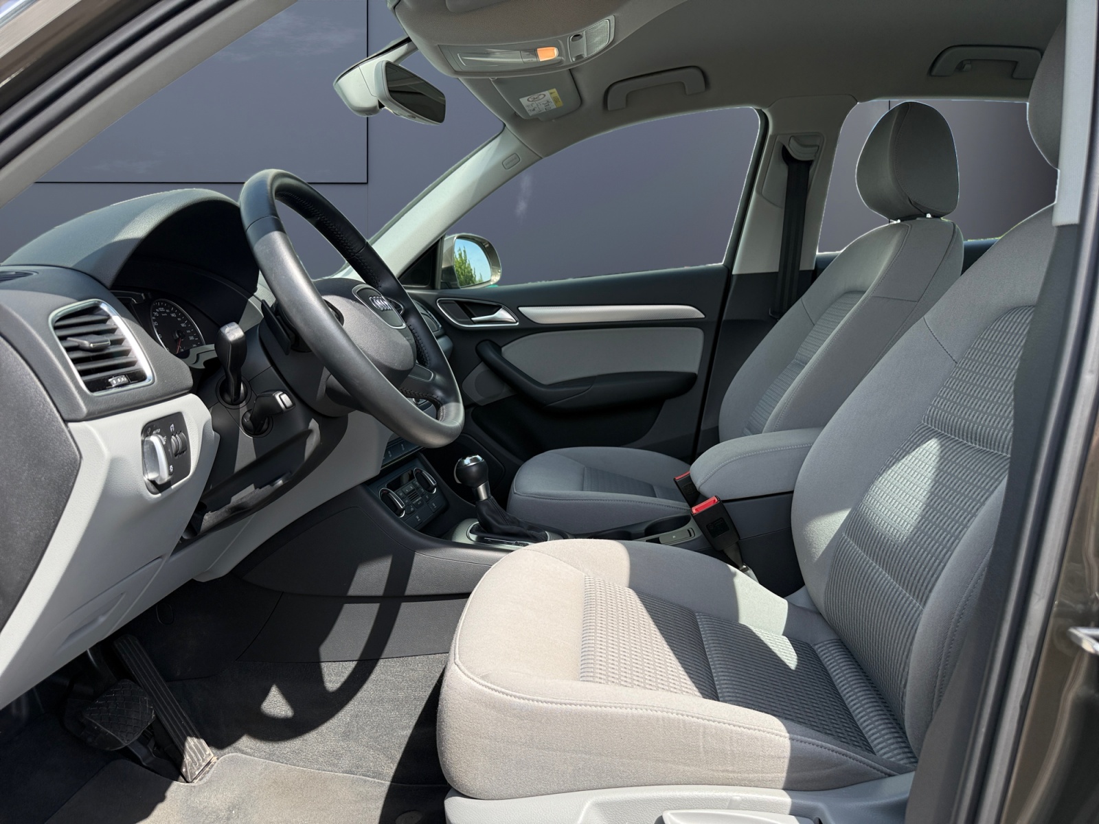 Audi Q3 9