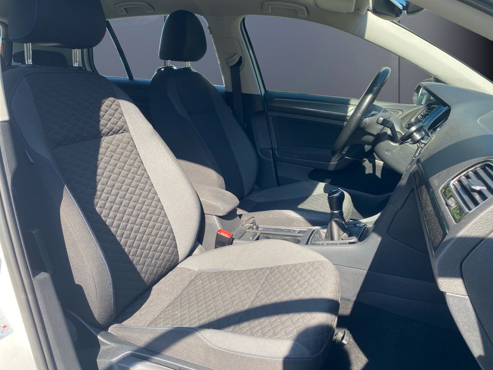 Volkswagen Golf 13
