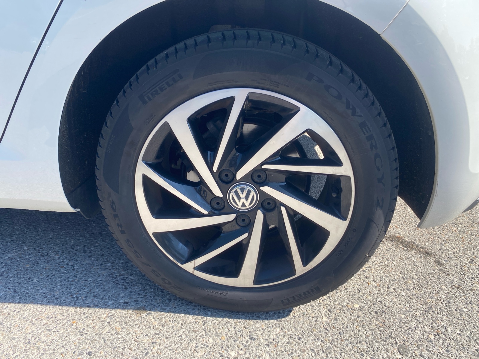 Volkswagen Golf 28