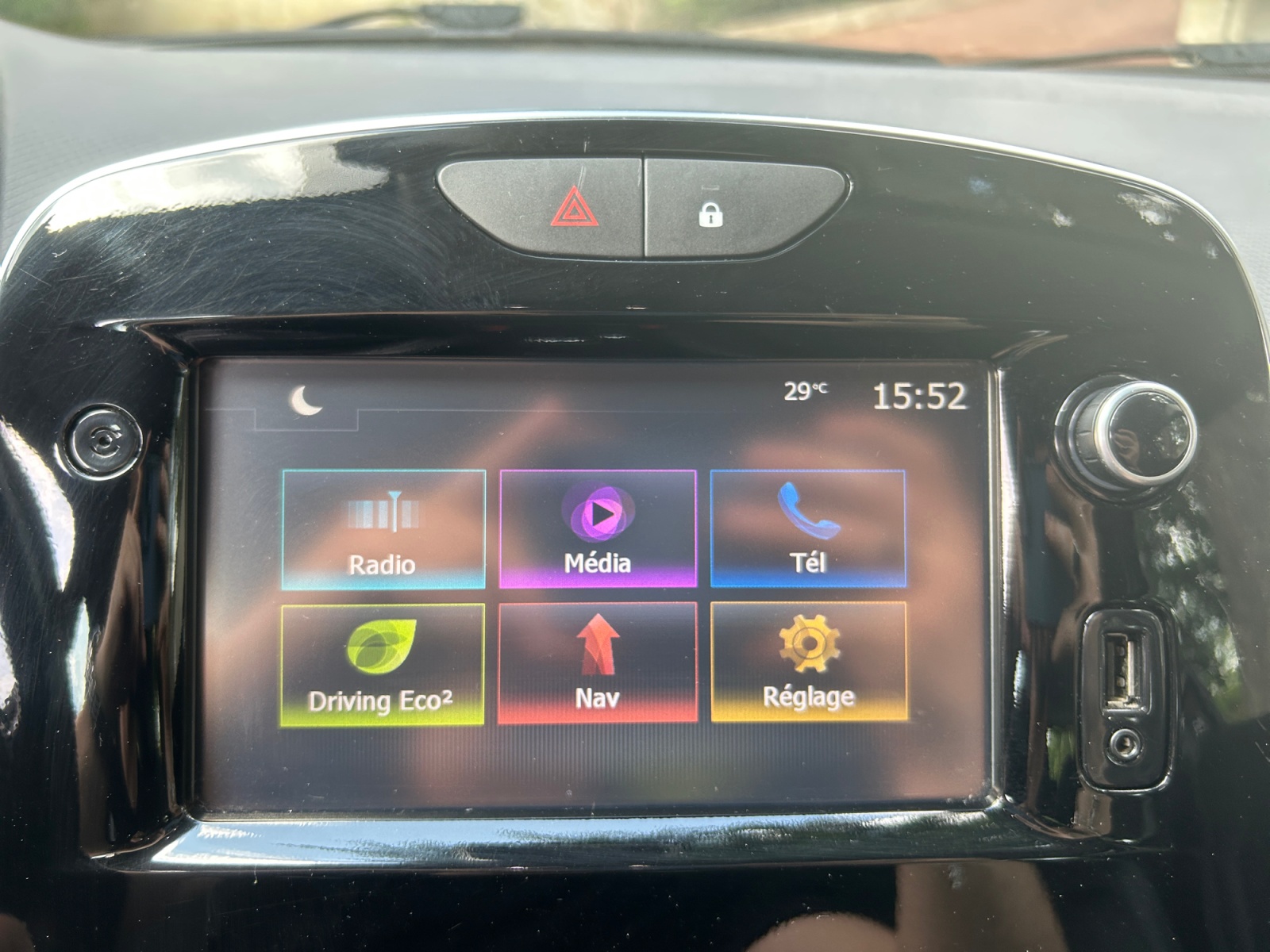 Renault Clio 24