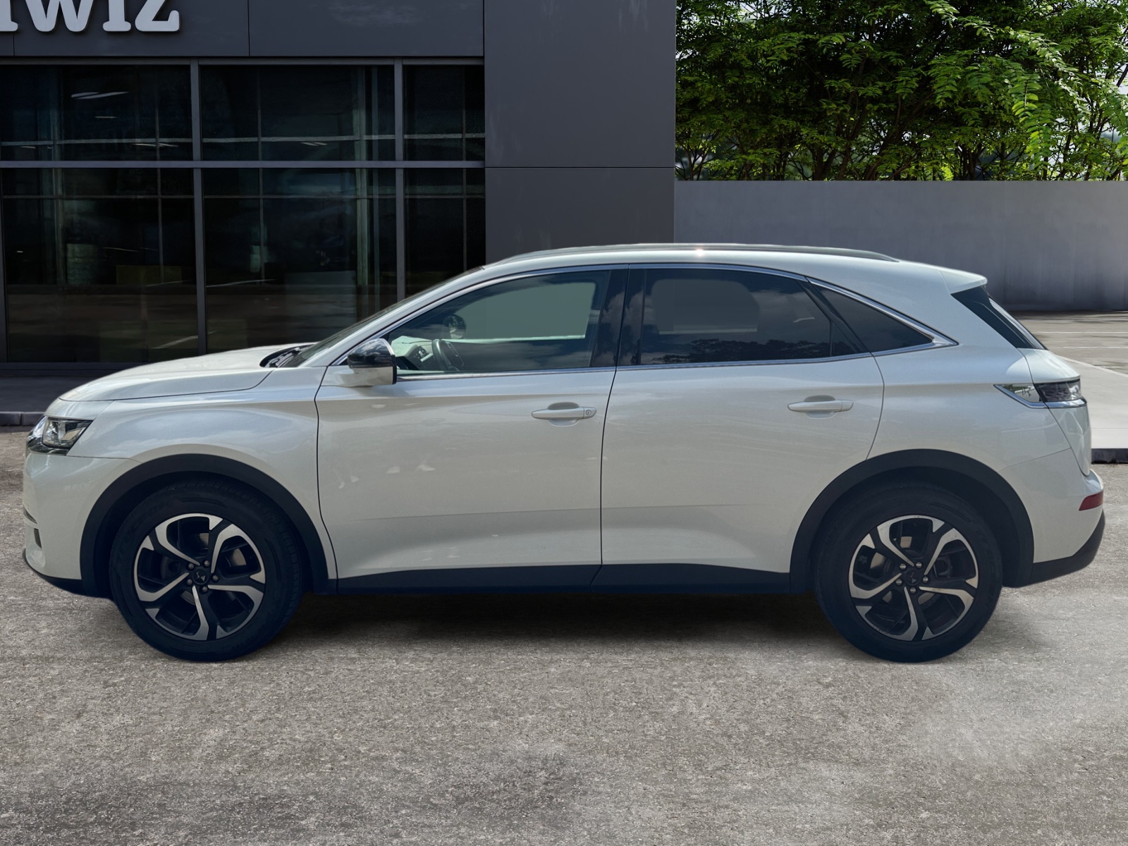 Ds Automobiles Ds 7 1