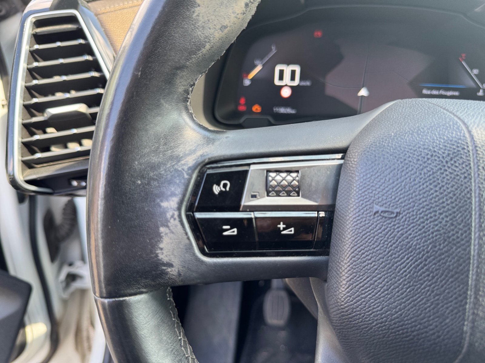 Ds Automobiles Ds 7 17