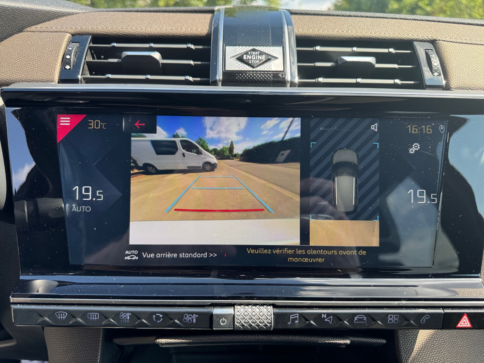 Ds Automobiles Ds 7 20