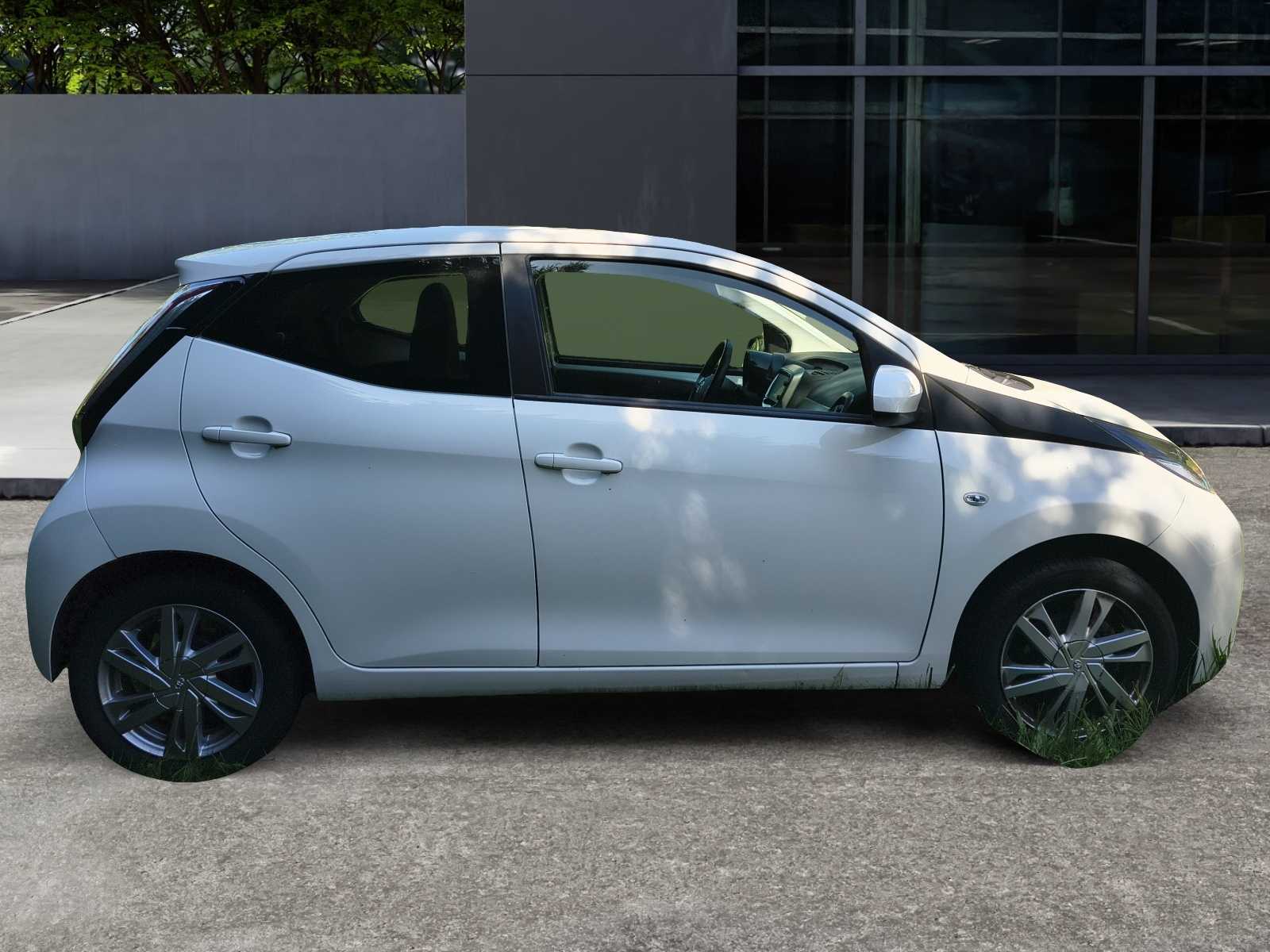 Toyota Aygo 1