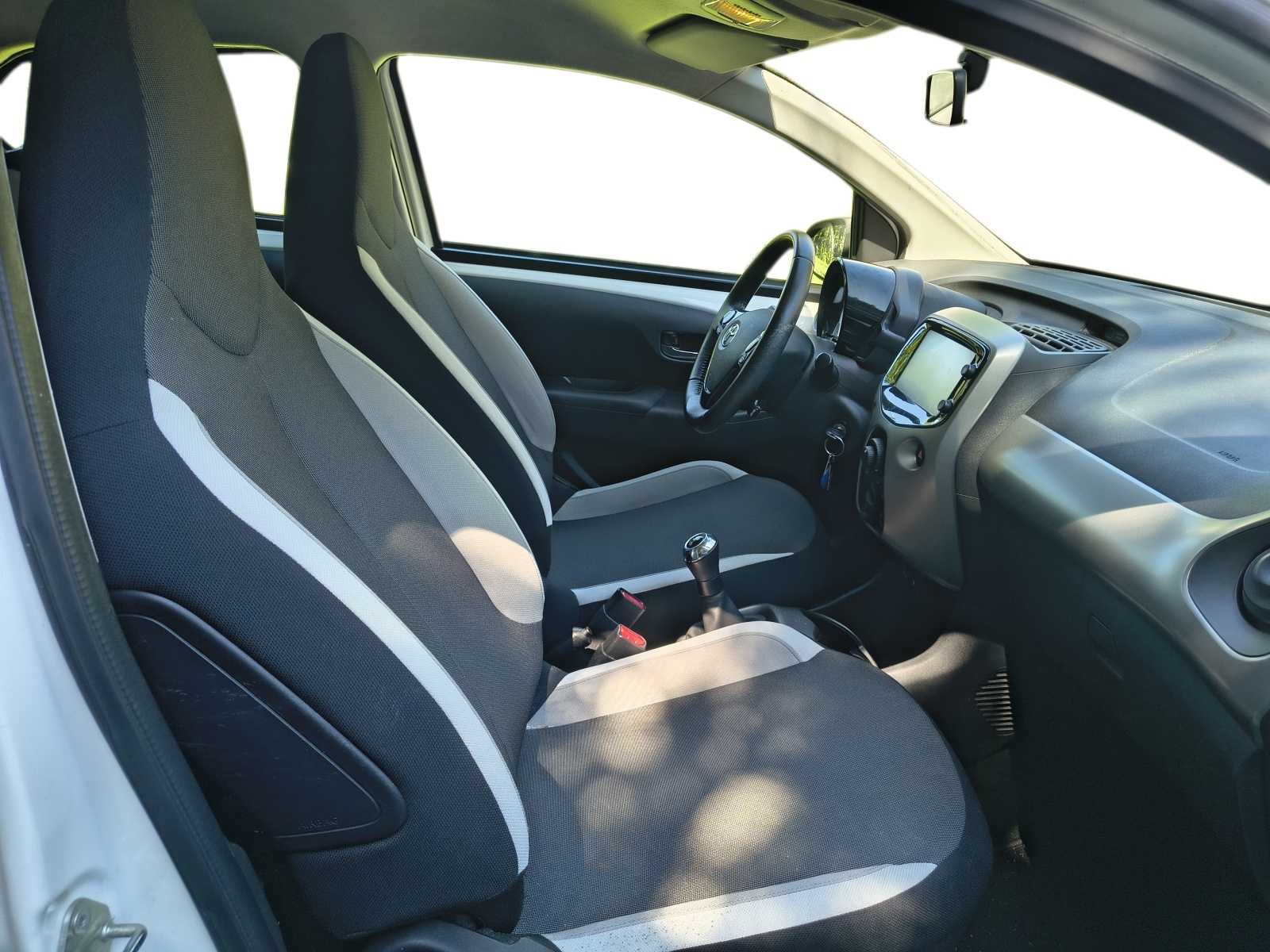 Toyota Aygo 8