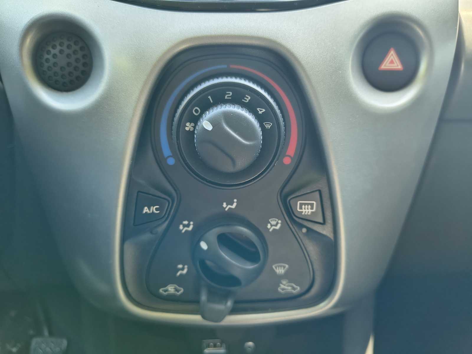 Toyota Aygo 16