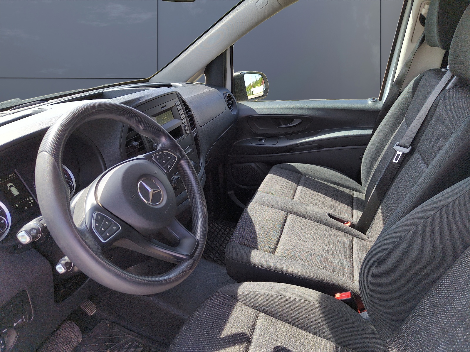 Mercedes-Benz Vito 8
