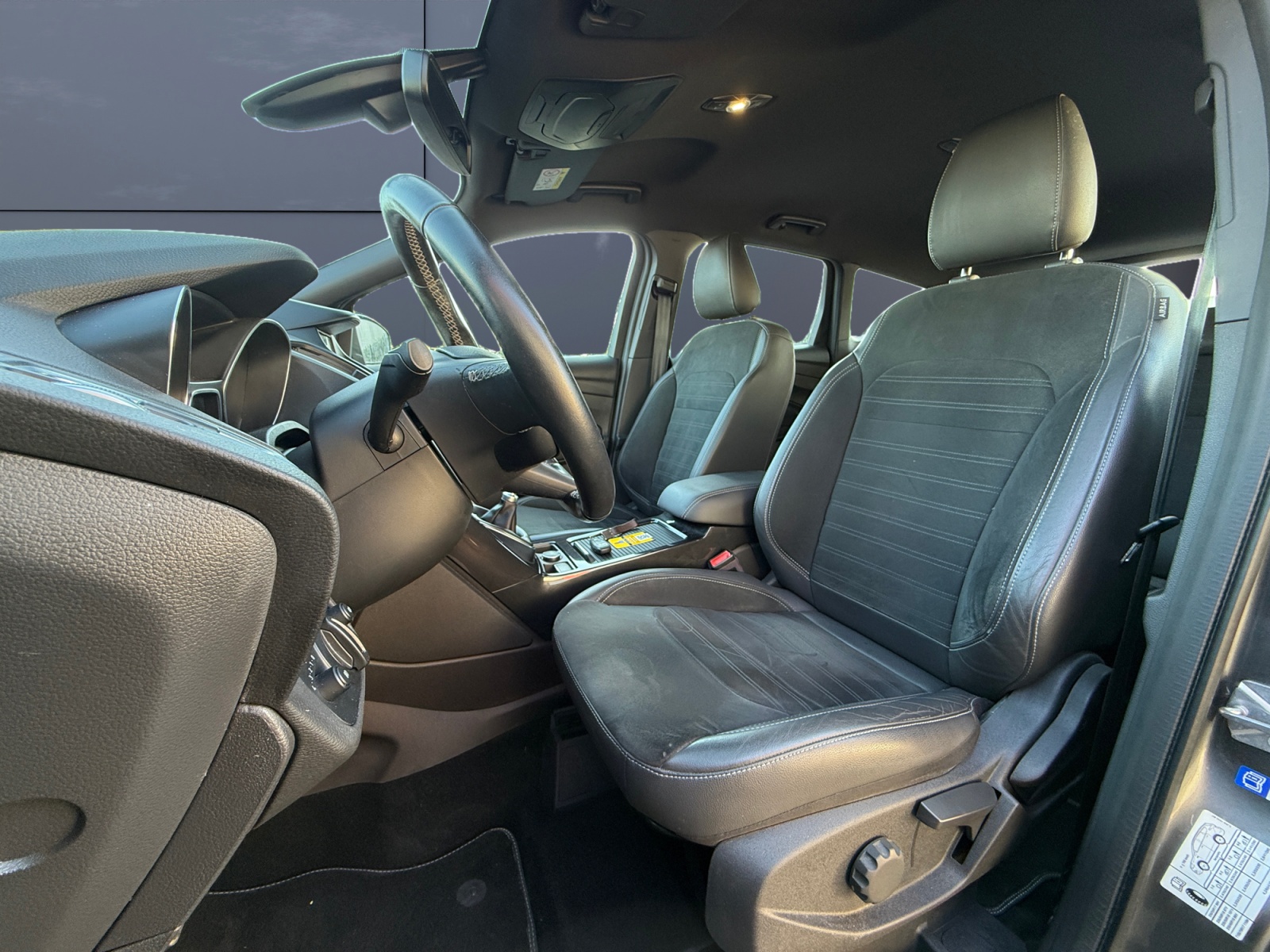 Ford Kuga 9