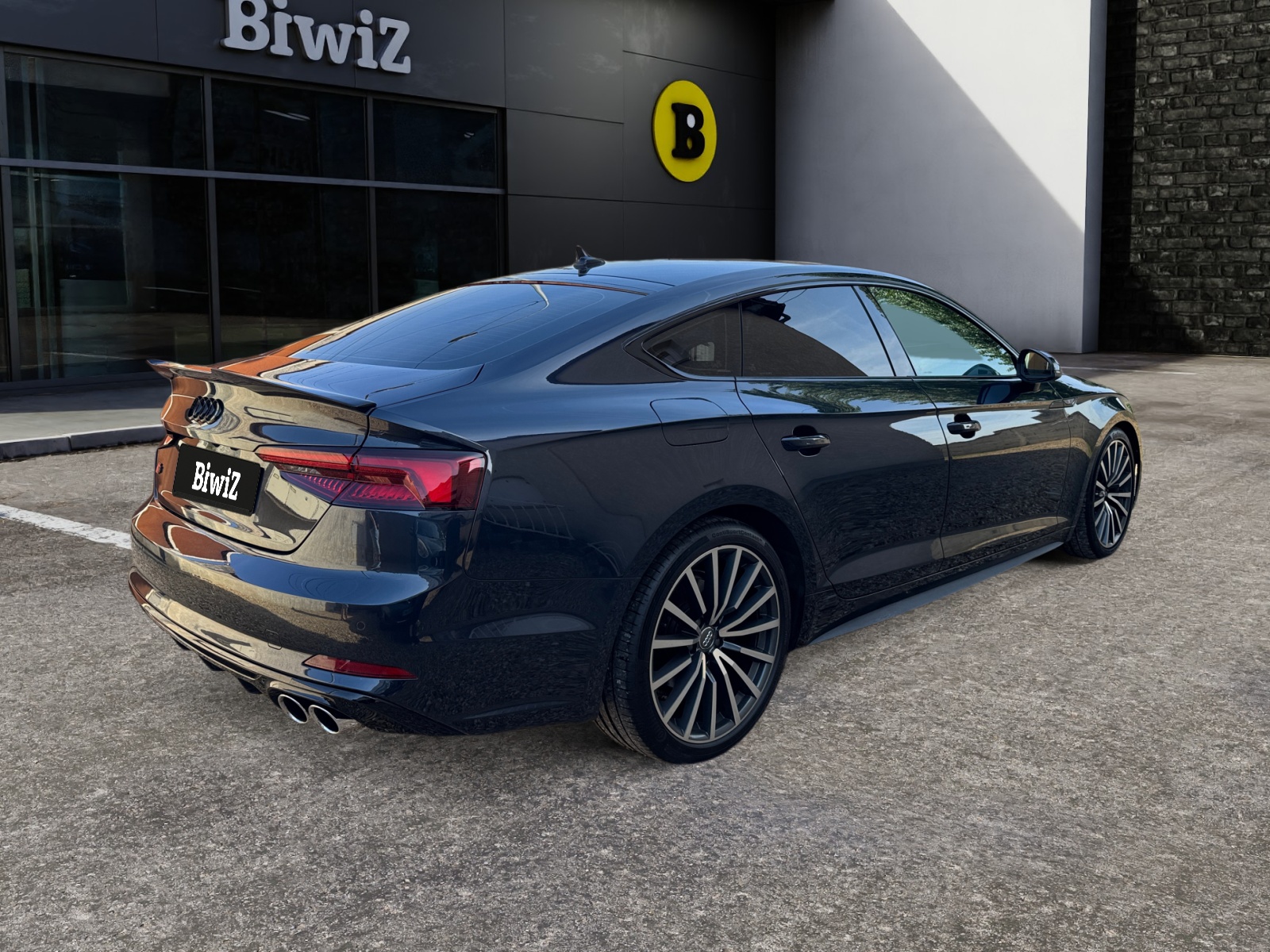 Audi A5 4