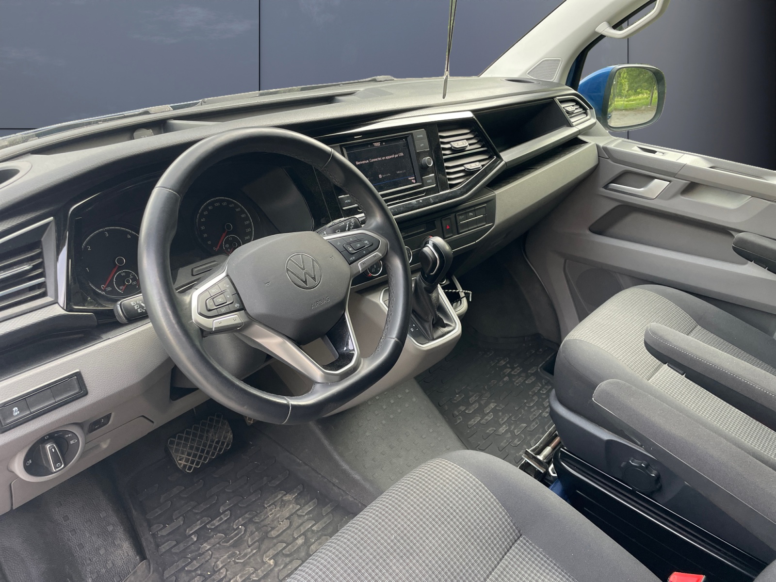 Volkswagen Transporter 9