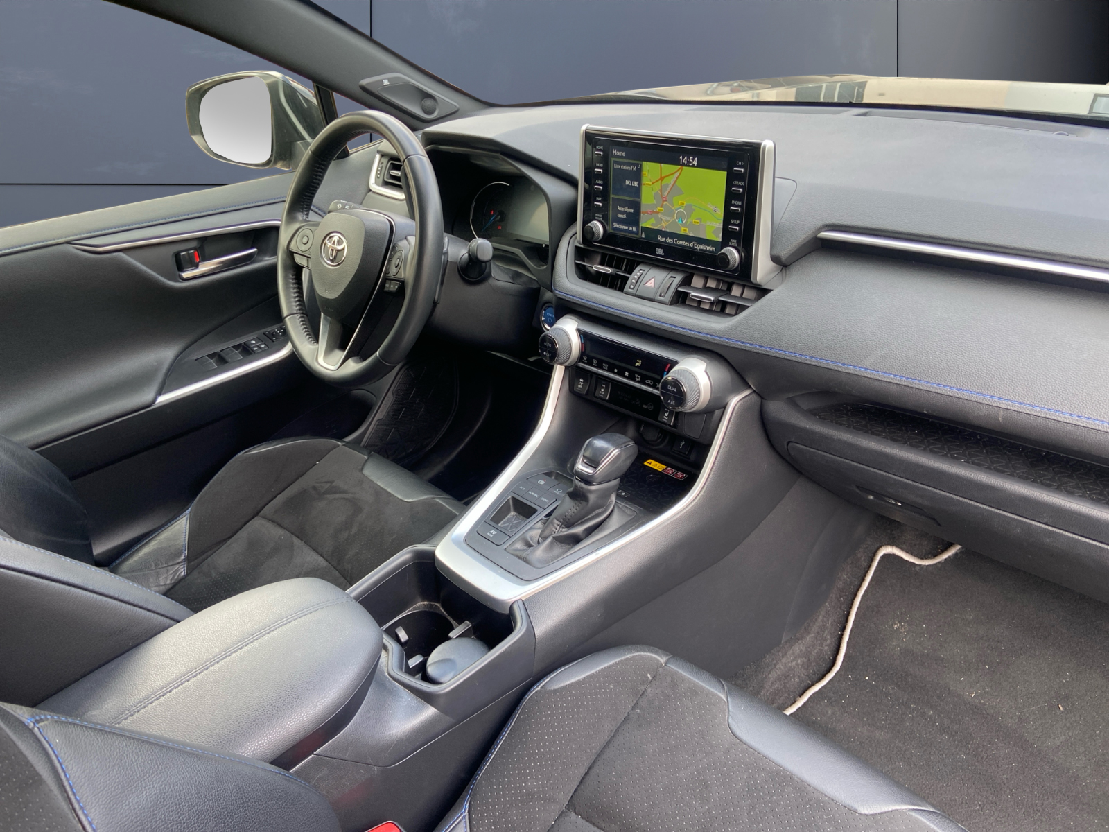 Toyota Rav-4 12