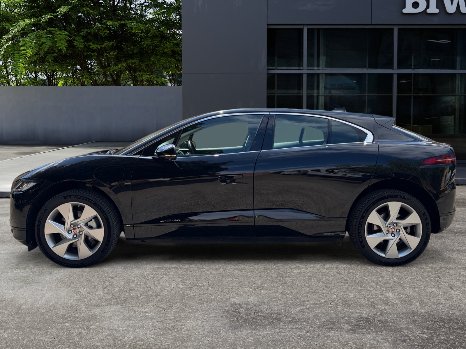 Jaguar I-Pace 1