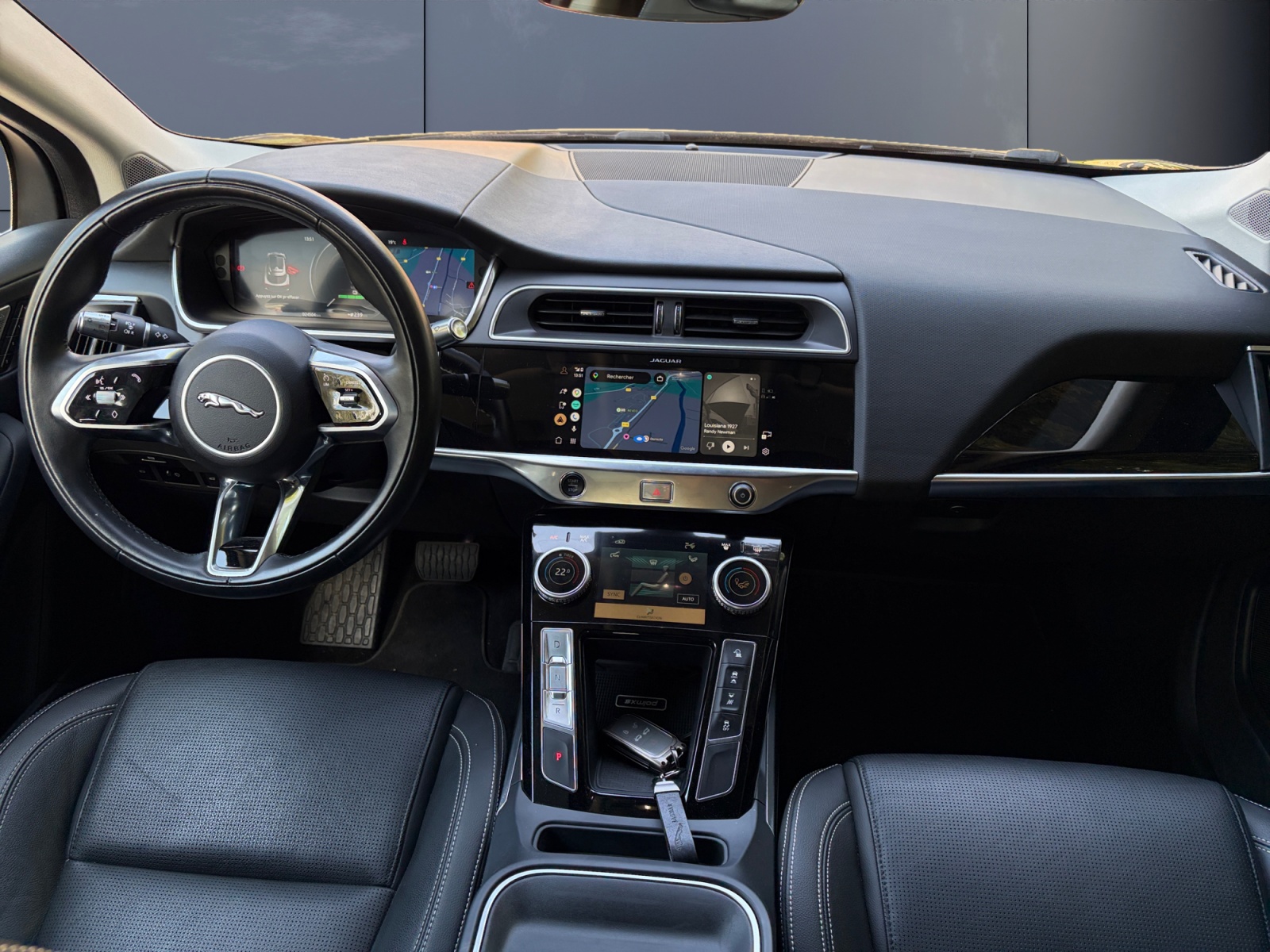Jaguar I-Pace 14