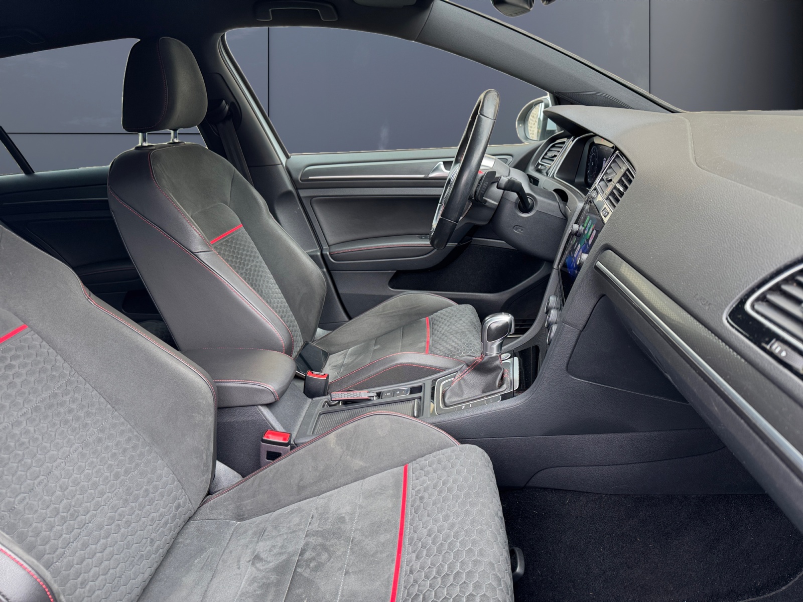 Volkswagen Golf 13