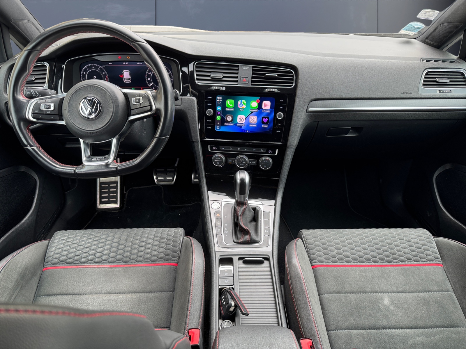 Volkswagen Golf 14