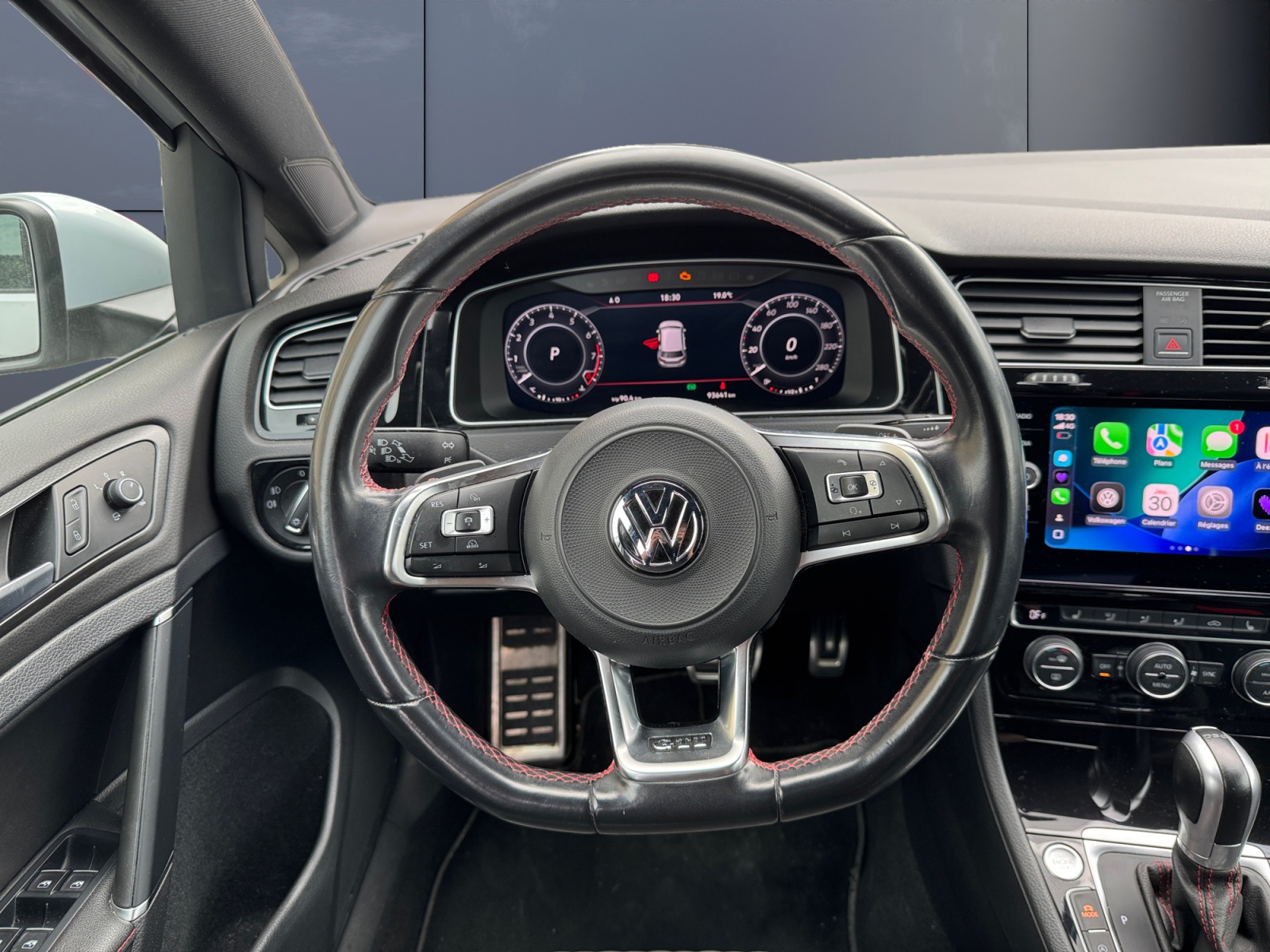 Volkswagen Golf 15