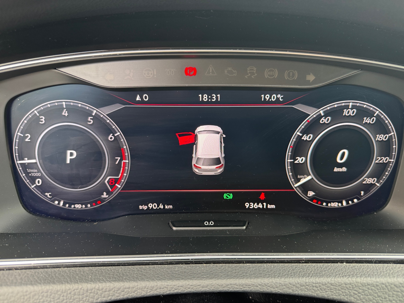 Volkswagen Golf 16